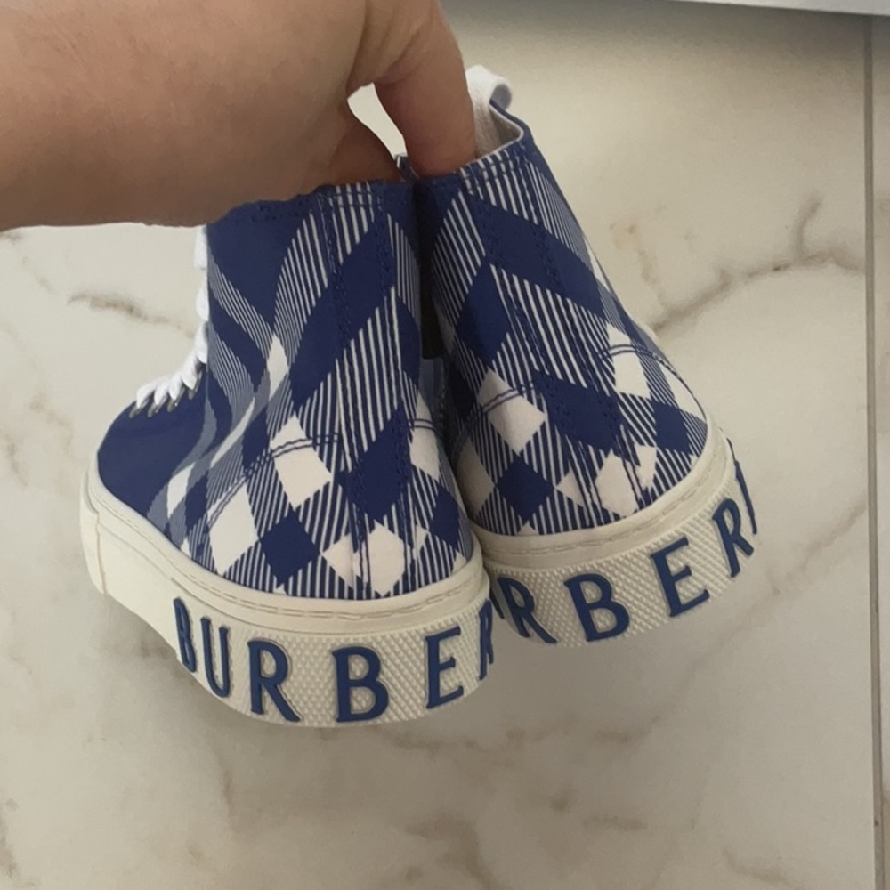 Burberry Blue and White Checkered High-Tops - Picture 4 of 8